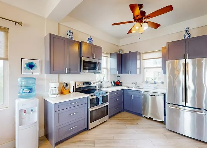 H103 @ Mara Laguna * San Pedro (Ambergris Caye)