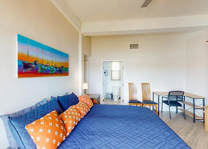 H103 @ Mara Laguna * San Pedro (Ambergris Caye)